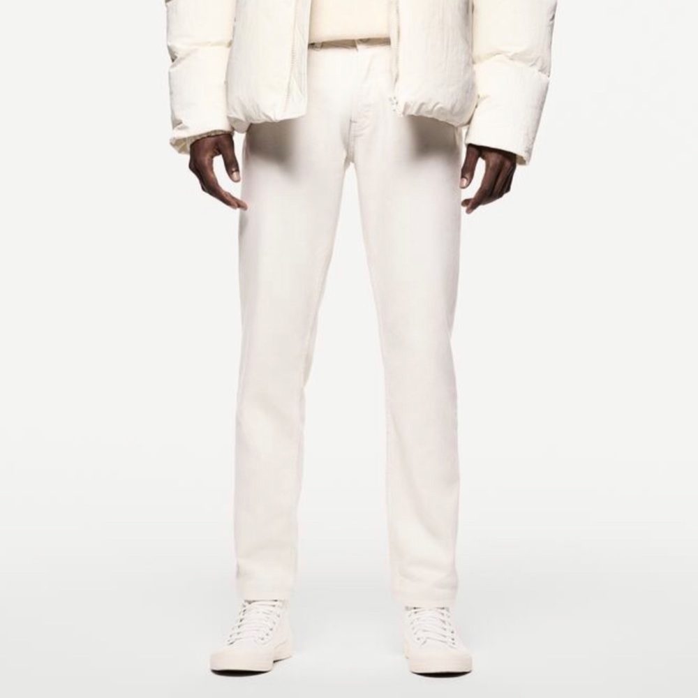 NWOT Zara White Regular Fit Denim Jeans